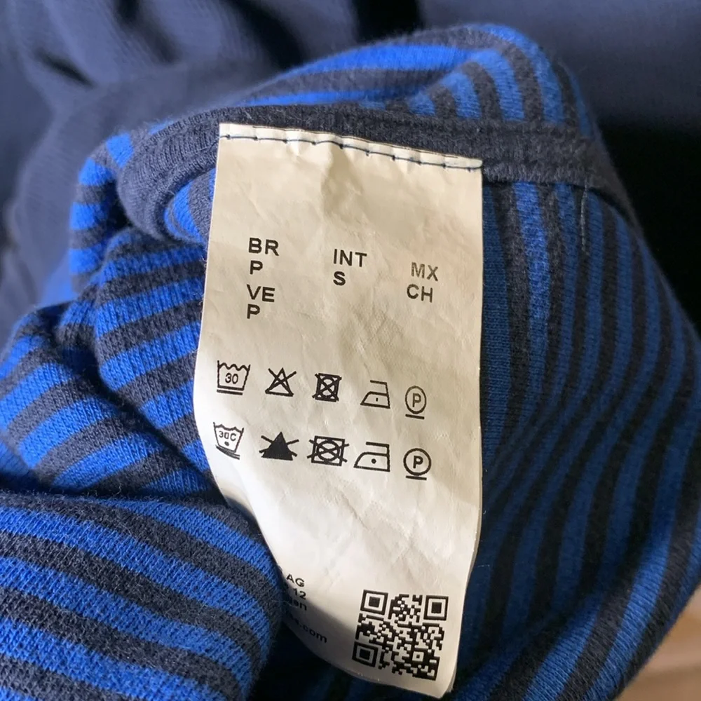 Hugo Boss (S) - Picture 14 of 16